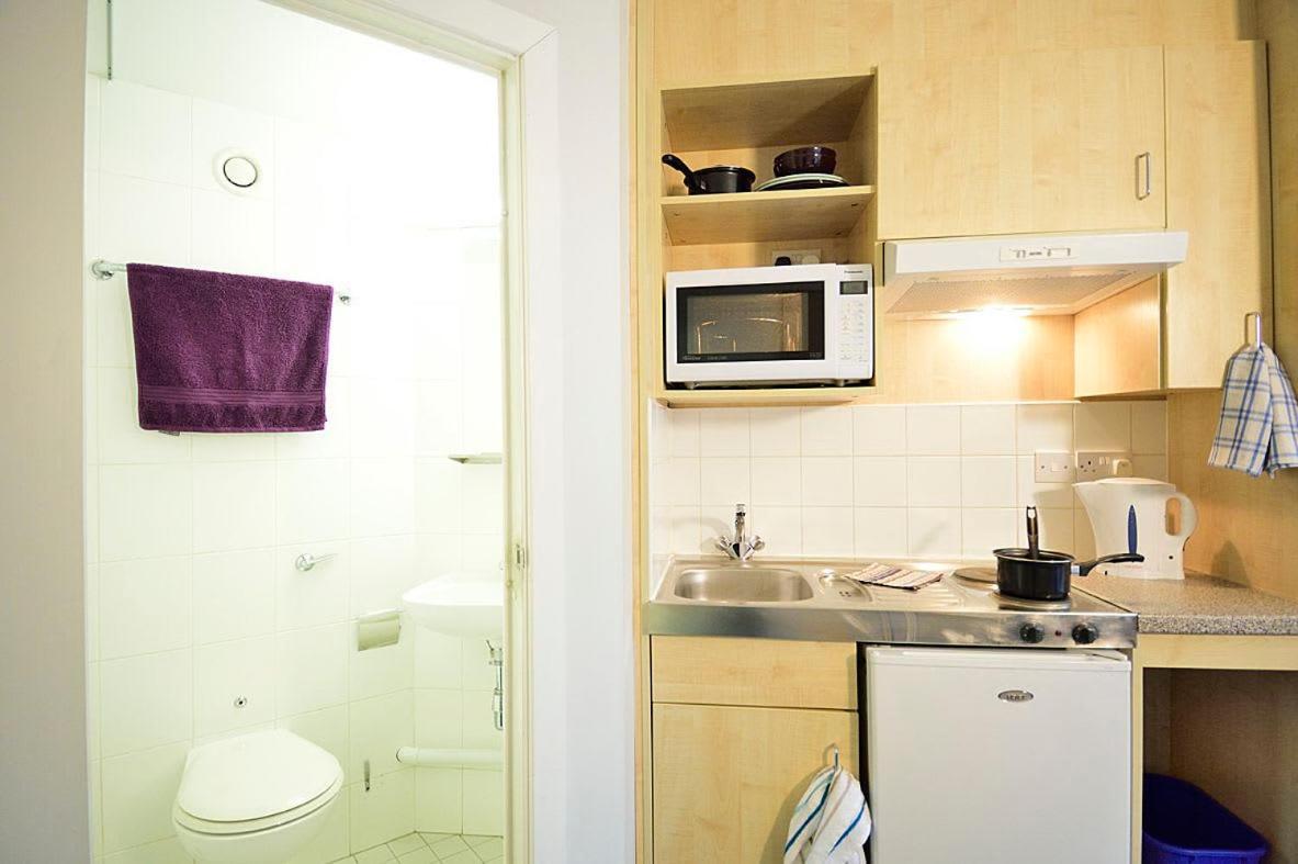Ferienwohnung Broadgate Park Beeston Nottingham Exterior foto
