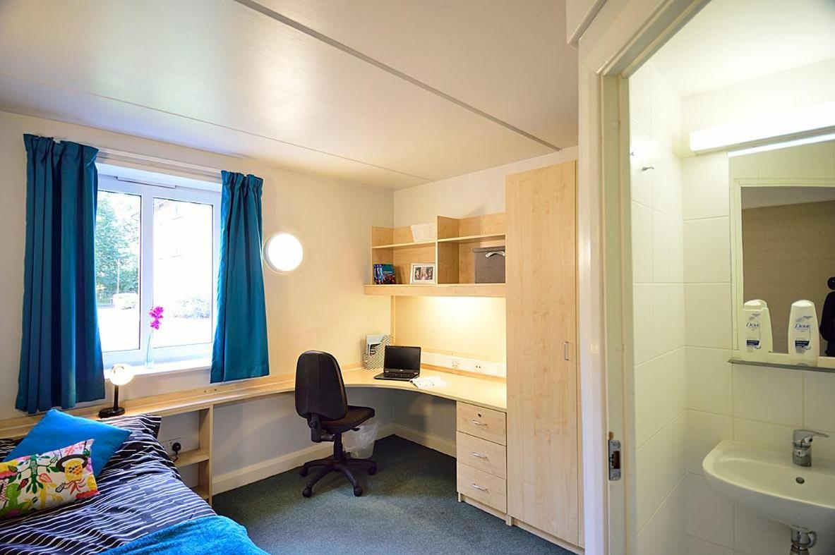 Ferienwohnung Broadgate Park Beeston Nottingham Exterior foto