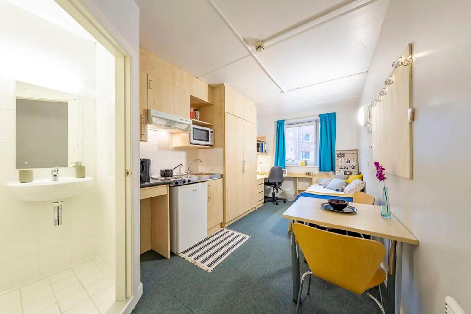 Ferienwohnung Broadgate Park Beeston Nottingham Exterior foto